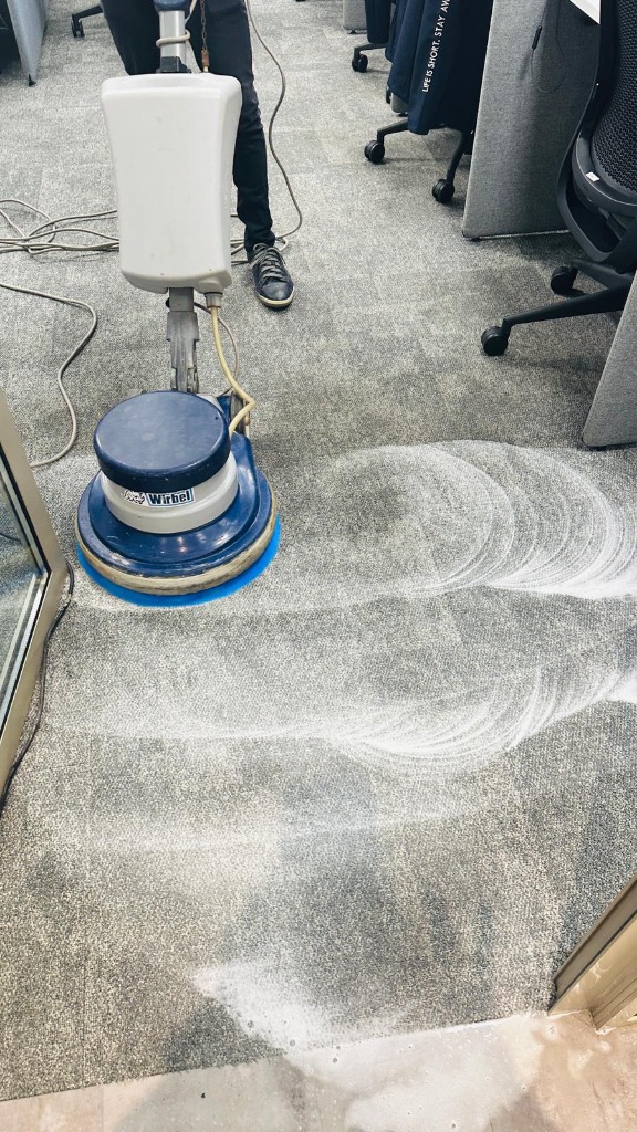 Cliff Al Kuwait Commercial Carpet Rotary Machine Shampooing